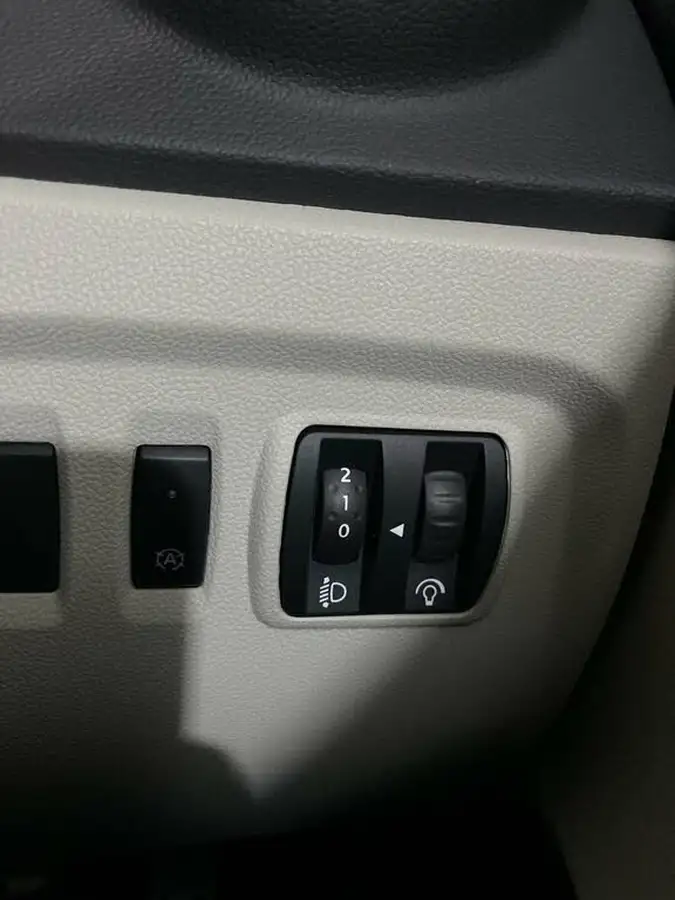 2019-renault-captur-09-tce-gt-line-big-26