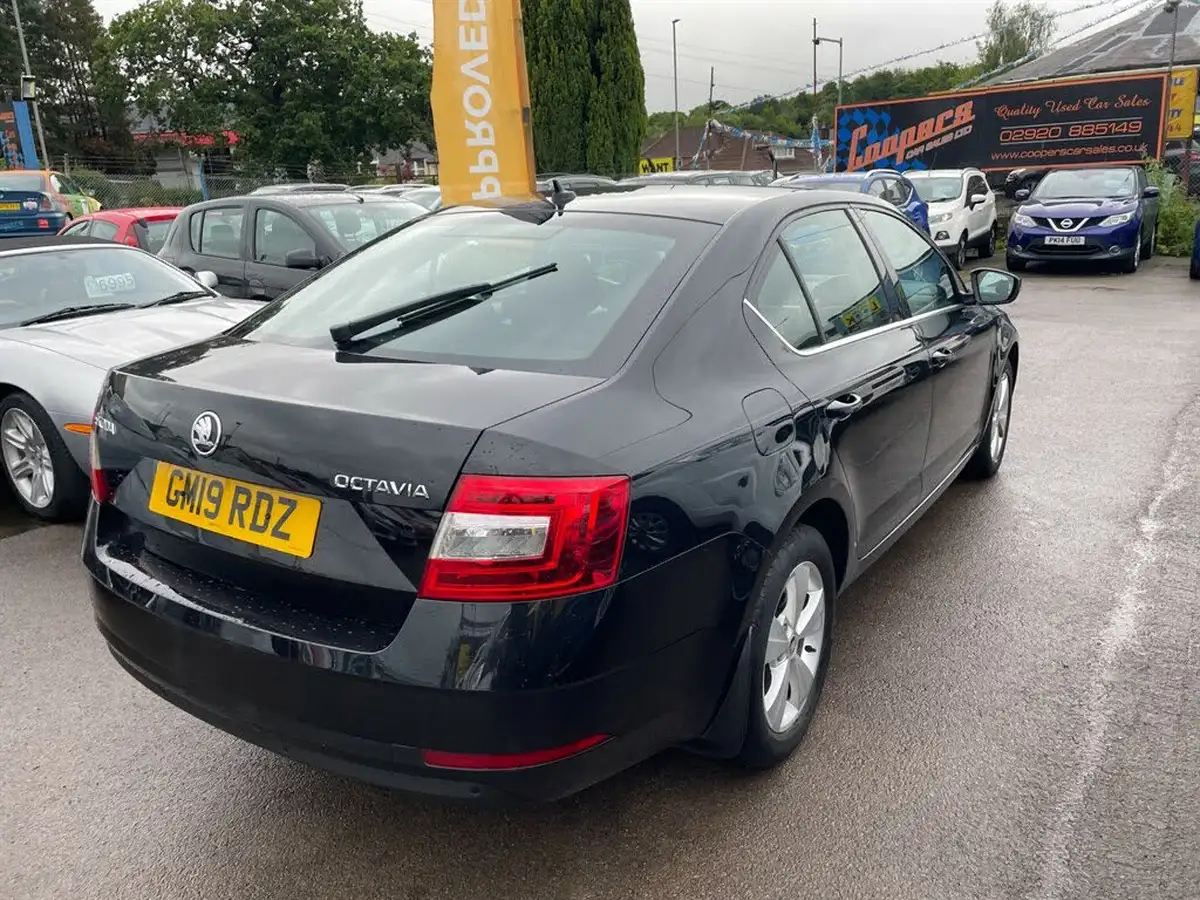 2019-skoda-octavia-10-tsi-se-technology-hatchback-dsg-big-5