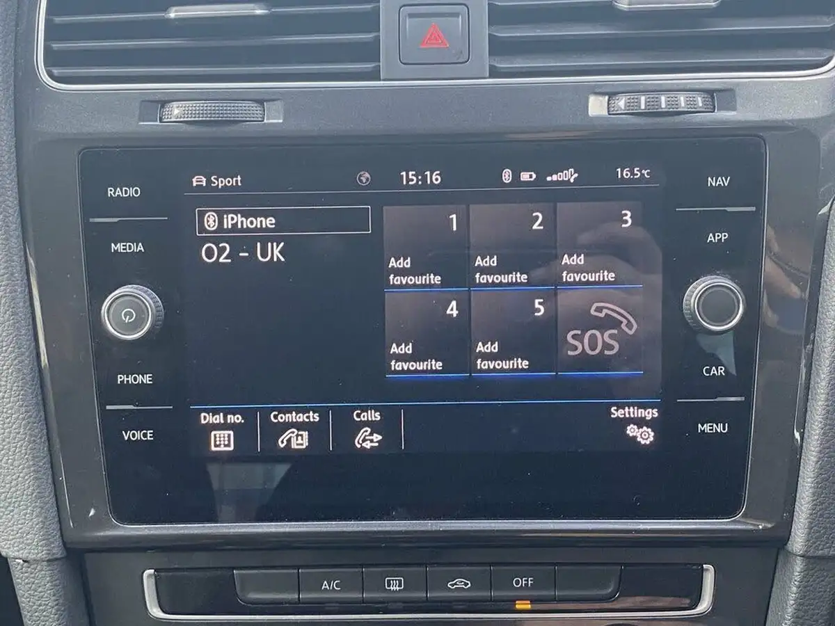2018-volkswagen-golf-16tdi-se-nav-hatchback-5d-big-39