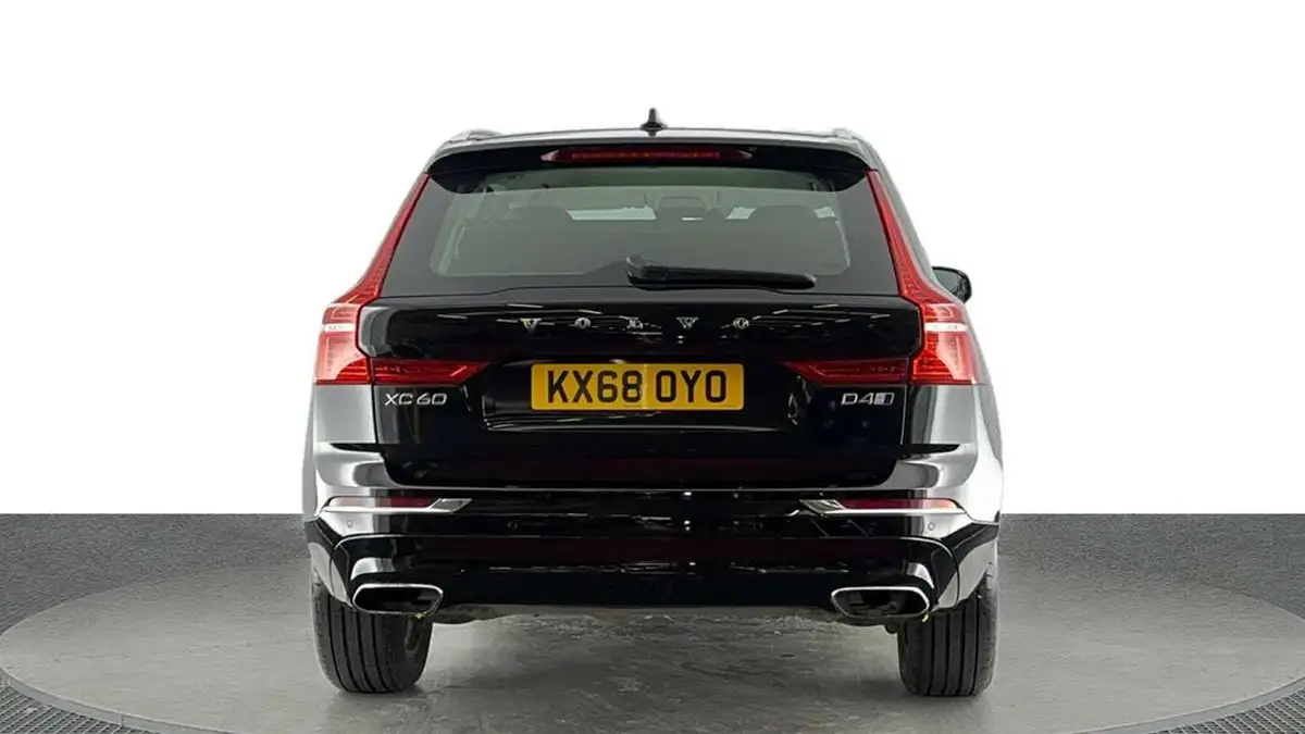 2018-volvo-xc60-20td-d4-inscription-4x4-geartronic-big-4