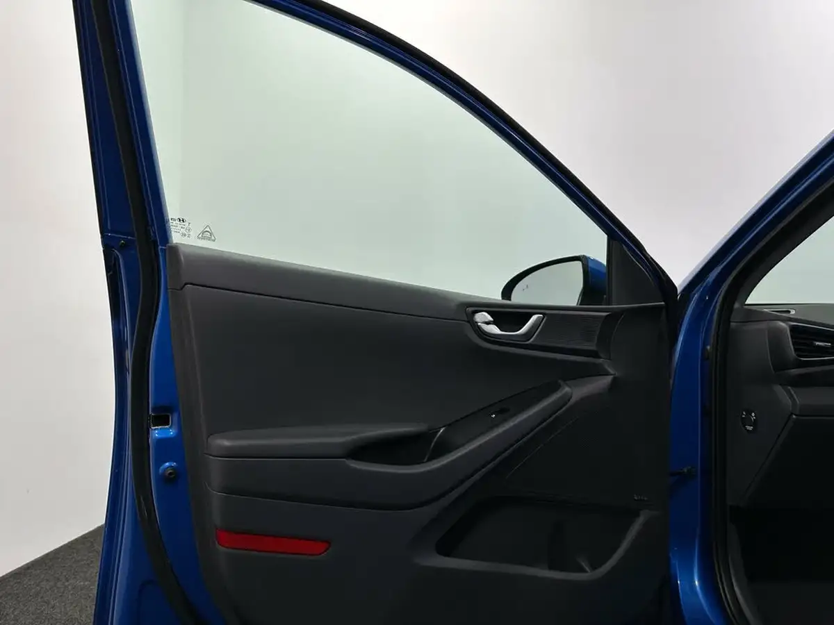 2018-hyundai-ioniq-16-gdi-premium-se-hybrid-big-39