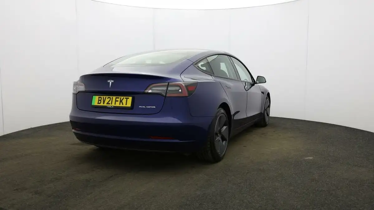 2021-tesla-model-3-e-long-range-4x4-big-57