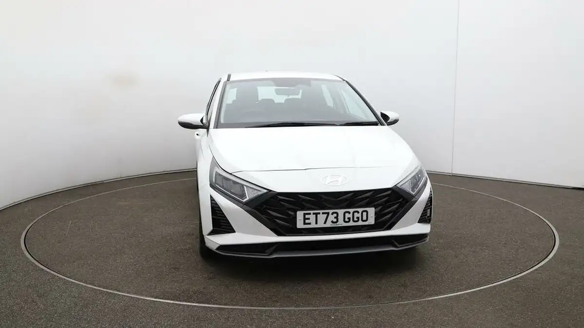 2024-hyundai-i20-10-t-gdi-advance-big-39