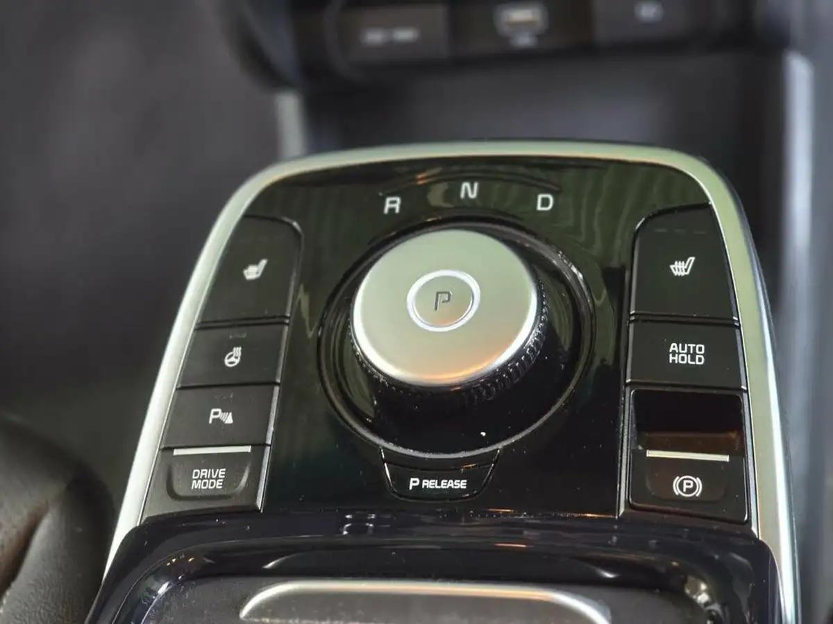 2020-kia-e-niro-ev-4-big-35