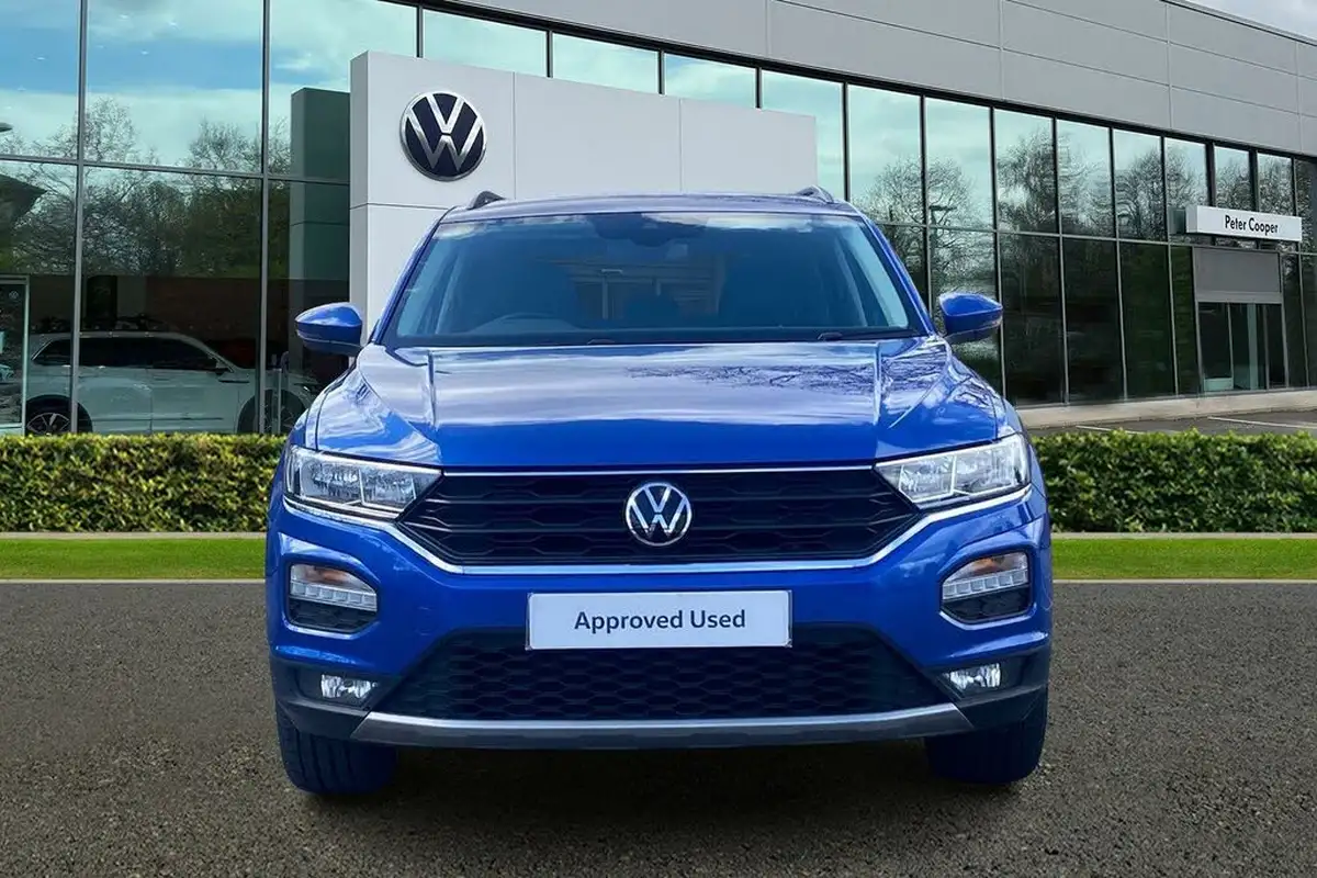 2021-volkswagen-t-roc-15-tsi-active-hatchback-5d-big-39