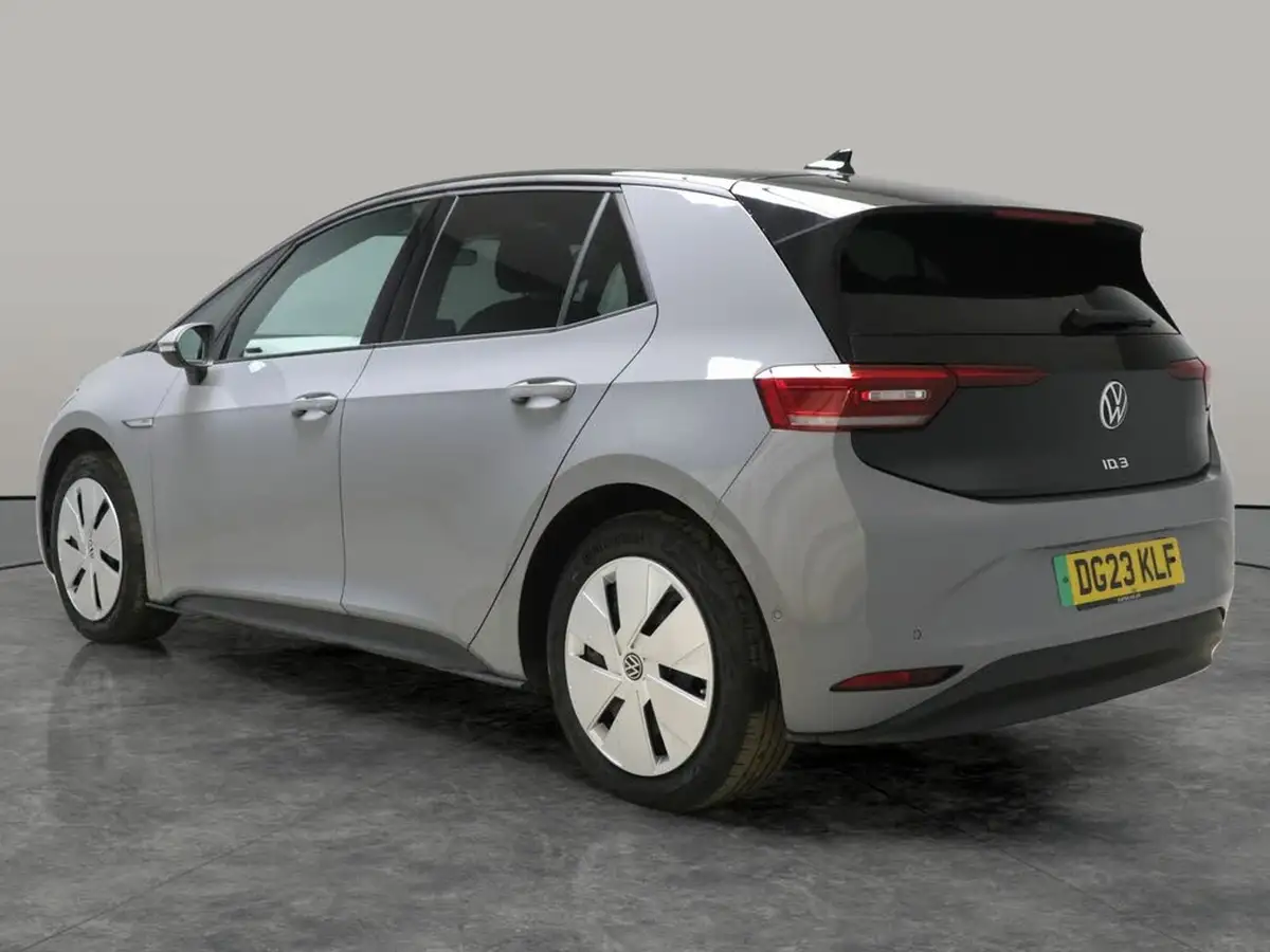 2022-volkswagen-id3-e-family-204ps-performance-big-12