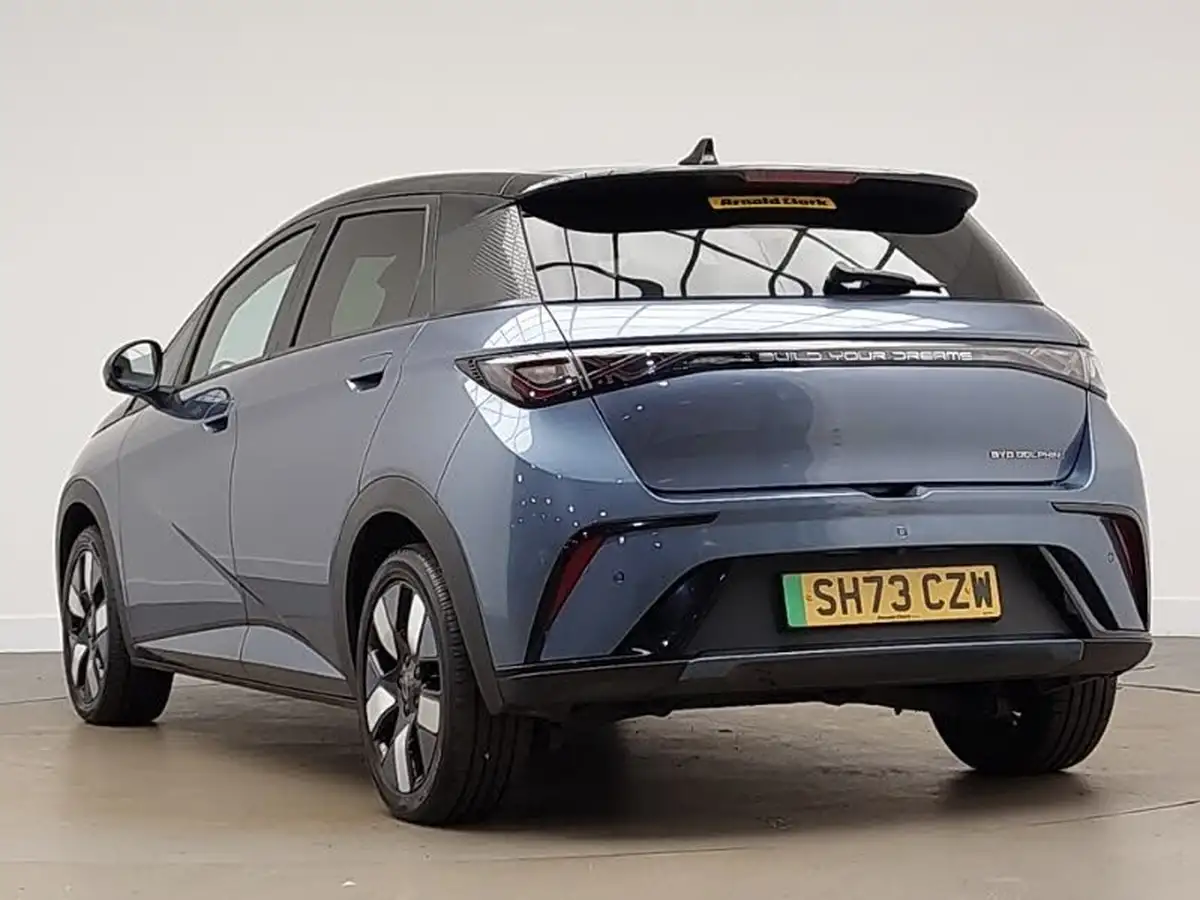 2023-byd-dolphin-e-design-big-1