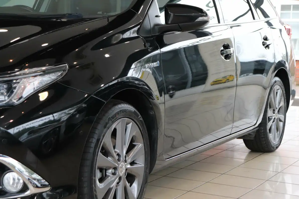 2015-toyota-auris-18-vvt-i-hsd-excel-estate-cvt-big-70