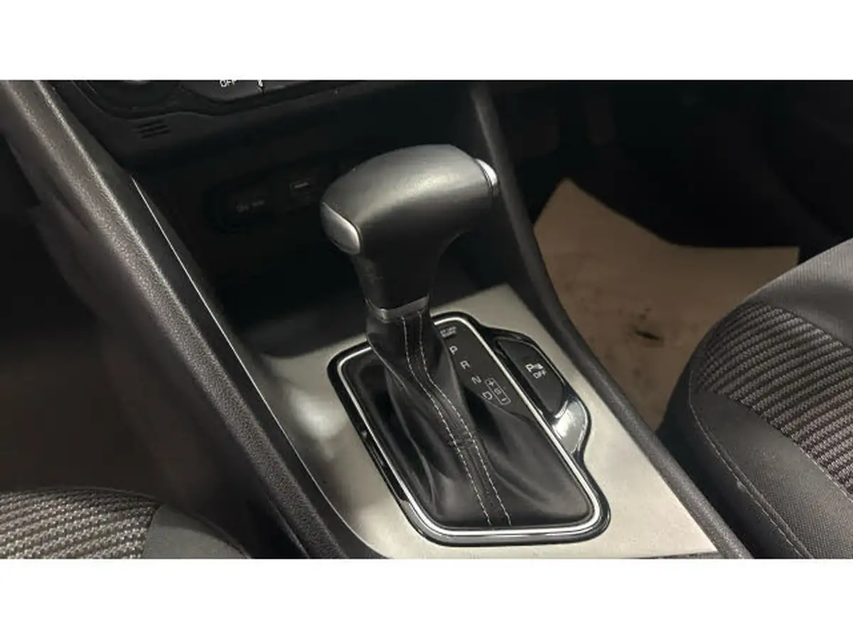 2022-kia-niro-16-gdi-2-139bhp-156kwh-big-12