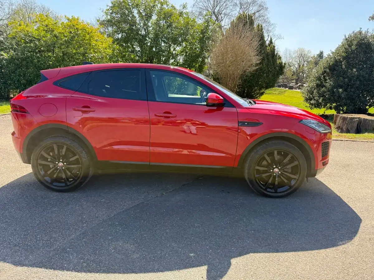 2019-jaguar-e-pace-20-i4-s-big-6