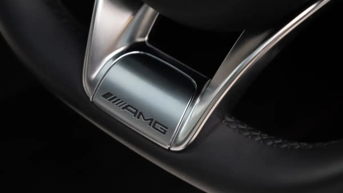2016-mercedes-benz-amg-40-gt-s-premiumss-big-29
