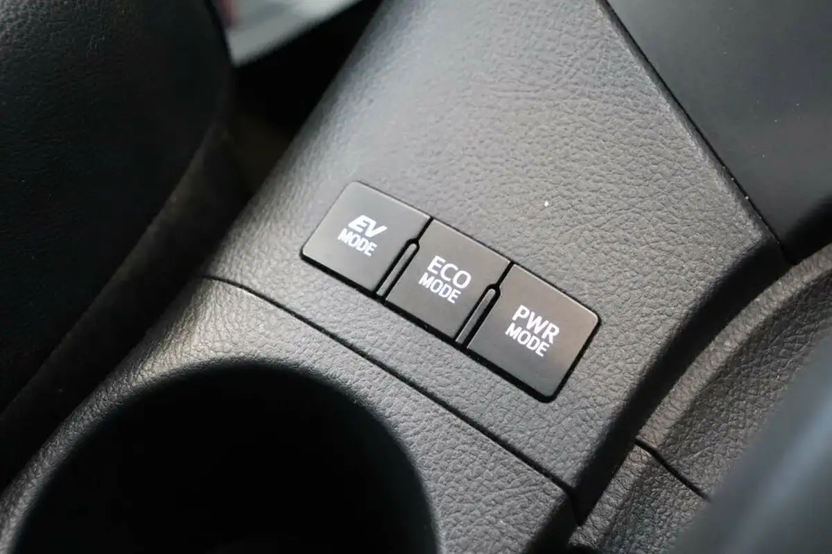 2015-toyota-auris-18-vvt-i-hsd-excel-estate-cvt-big-46