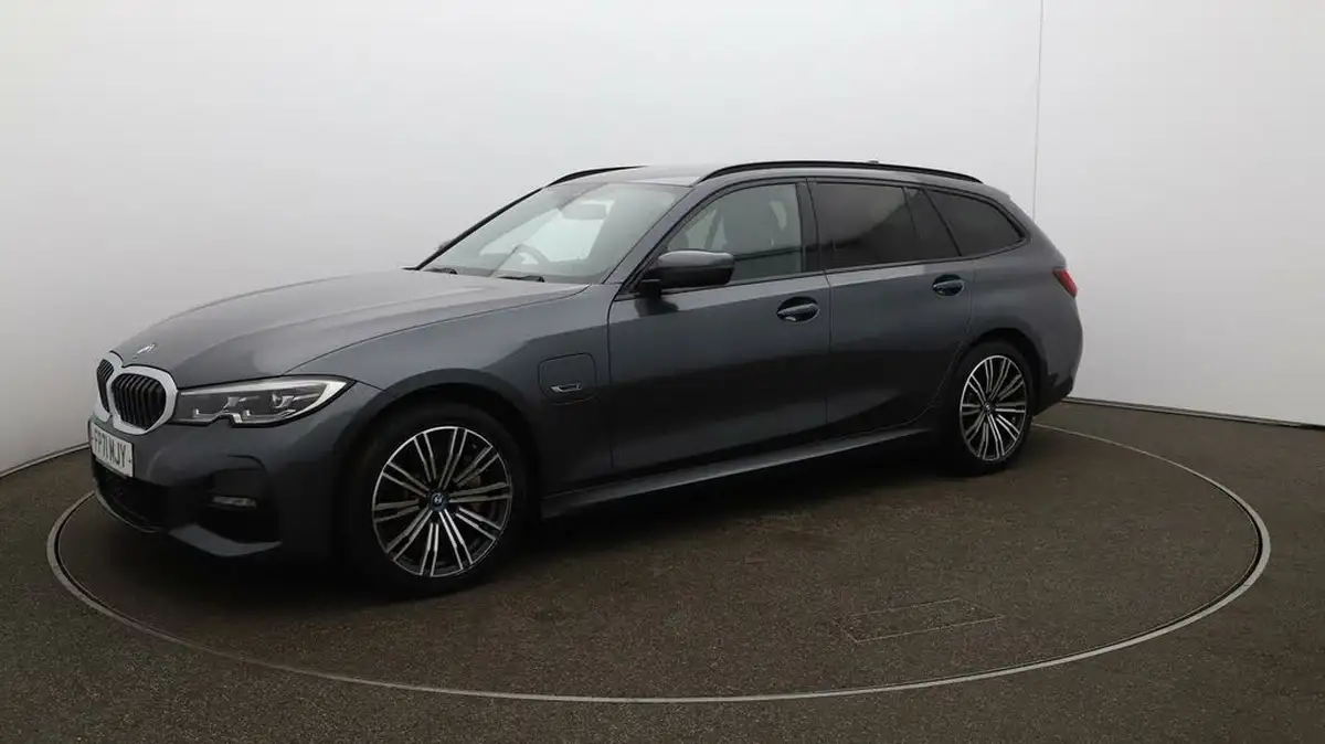 2022-bmw-3-series-20-330e-m-sport-touring-5d-big-65