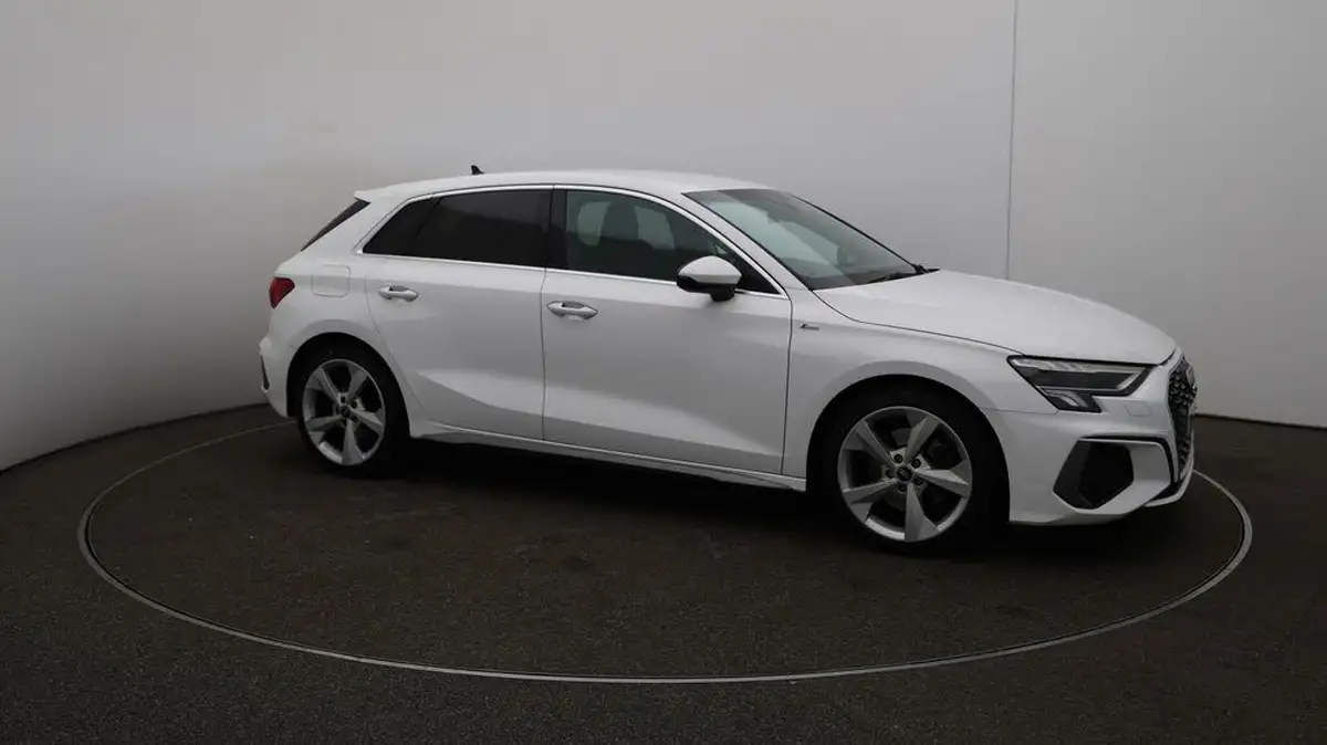 2021-audi-a3-10-30-tfsi-sportback-5d-big-39