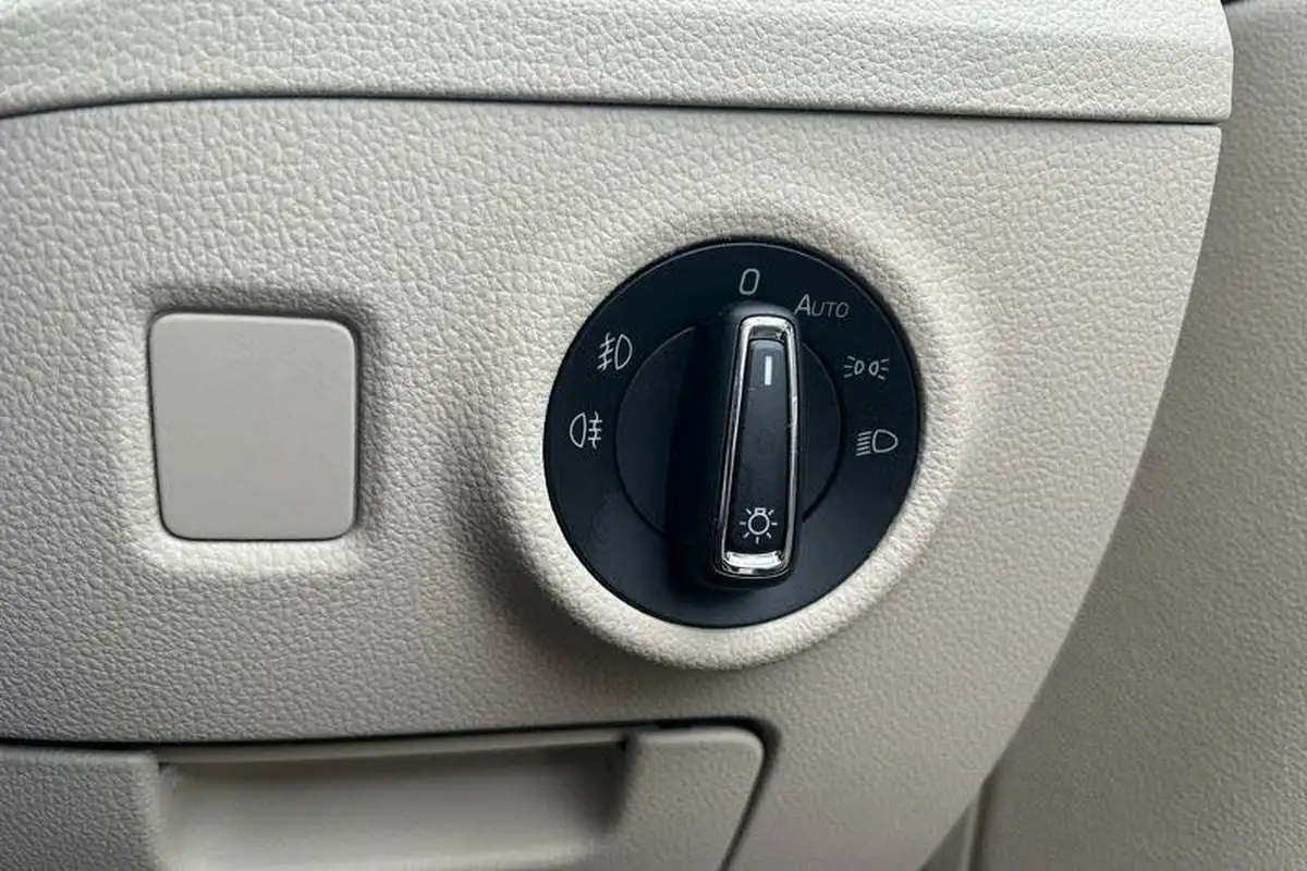 2020-skoda-superb-15-tsi-se-l-hatchback-dsg-big-37