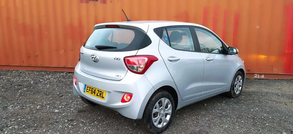 2014-hyundai-i10-12-se-big-42