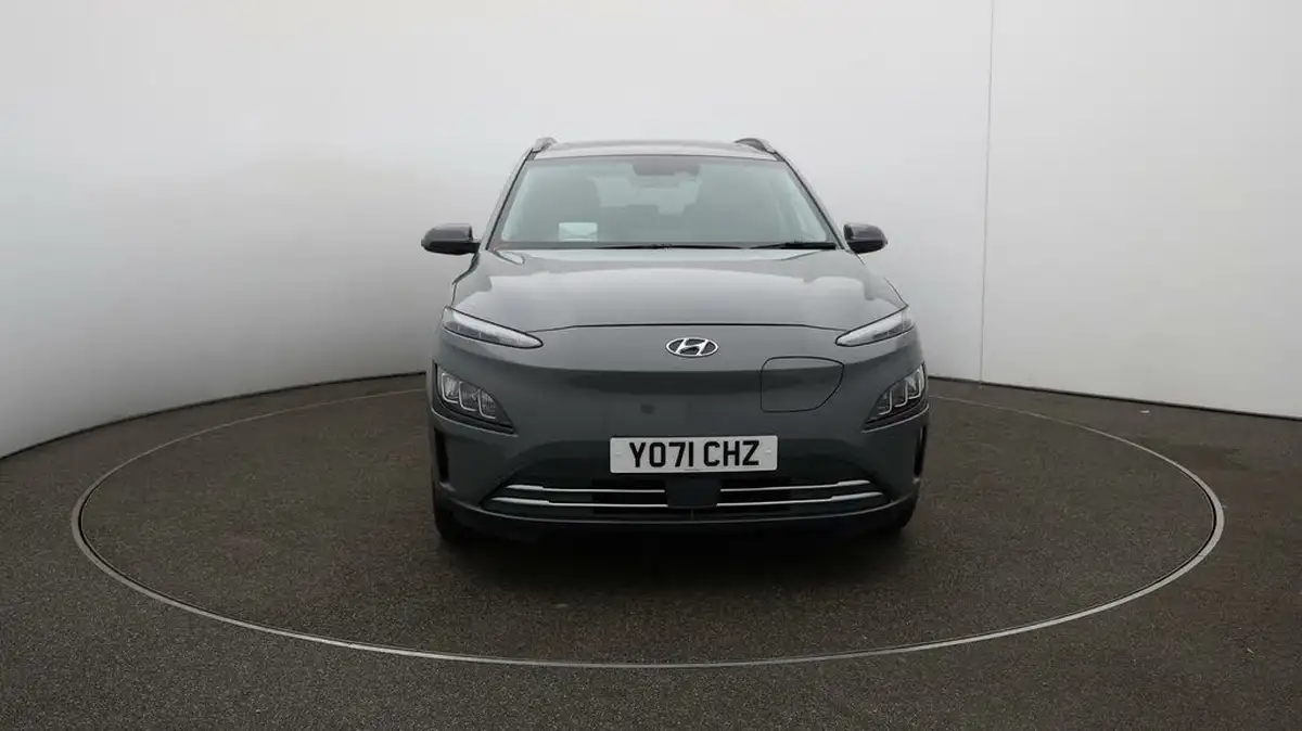 2022-hyundai-kona-e-ultimate-big-2