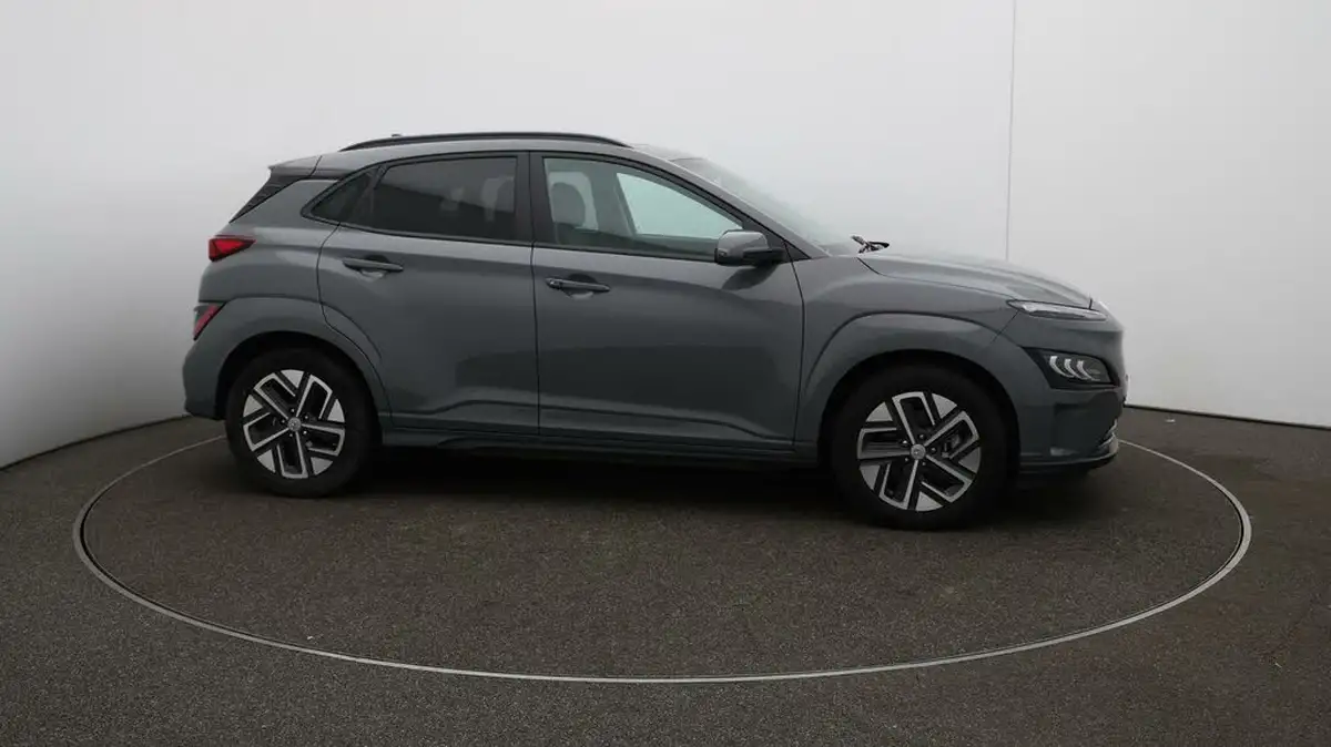 2022-hyundai-kona-e-ultimate-big-50