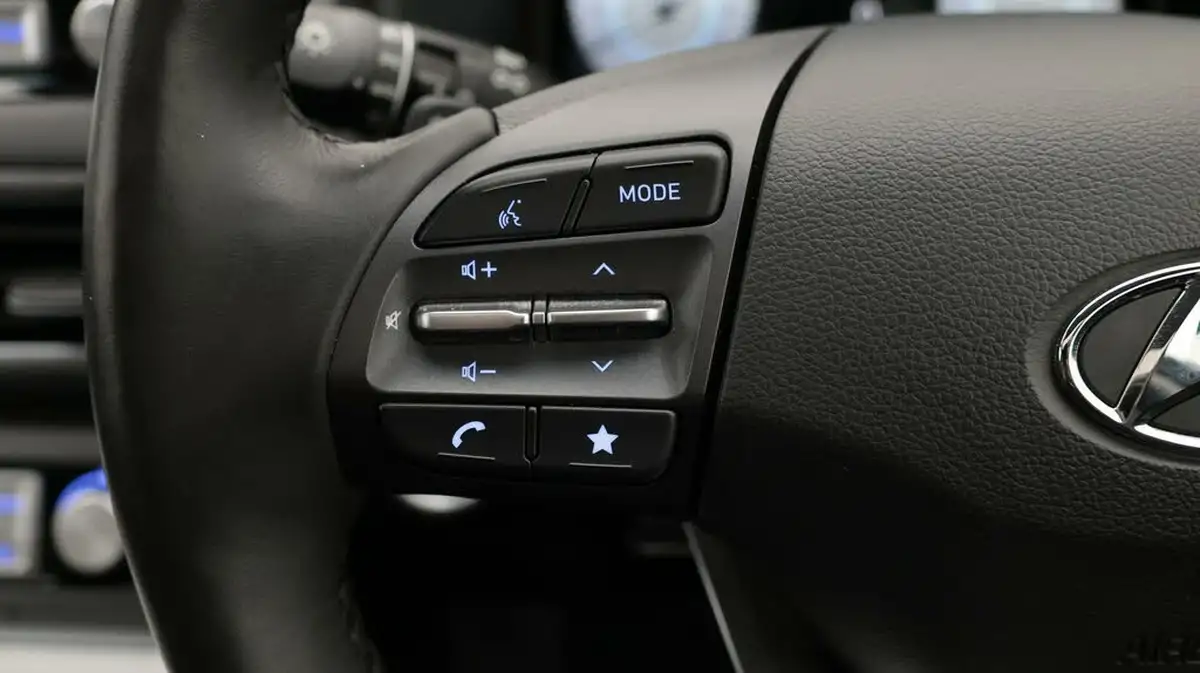 2022-hyundai-kona-e-ultimate-big-26