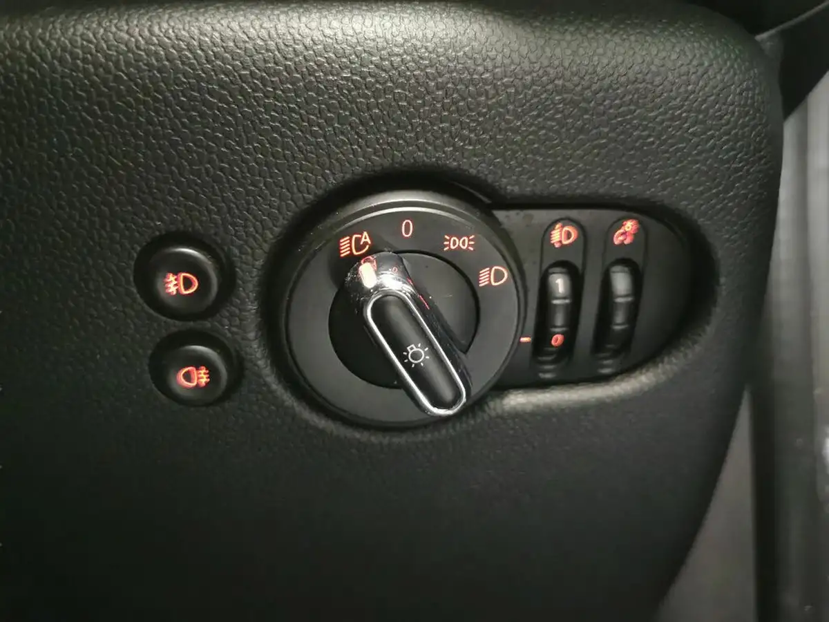 2019-mini-cooper-20-cooper-s-classic-189bhp-hatchback-5d-big-23