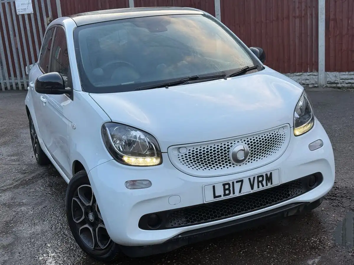 2017-smart-forfour-09-prime-90bhp-premiumss-twinamic-big-2