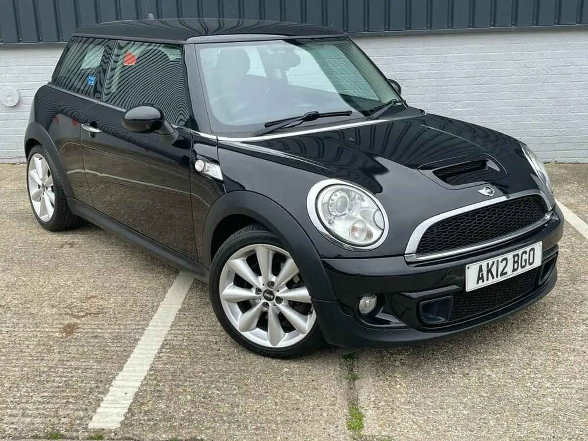 2012-mini-cooper-16-cooper-s-hatchback-3d-big-70