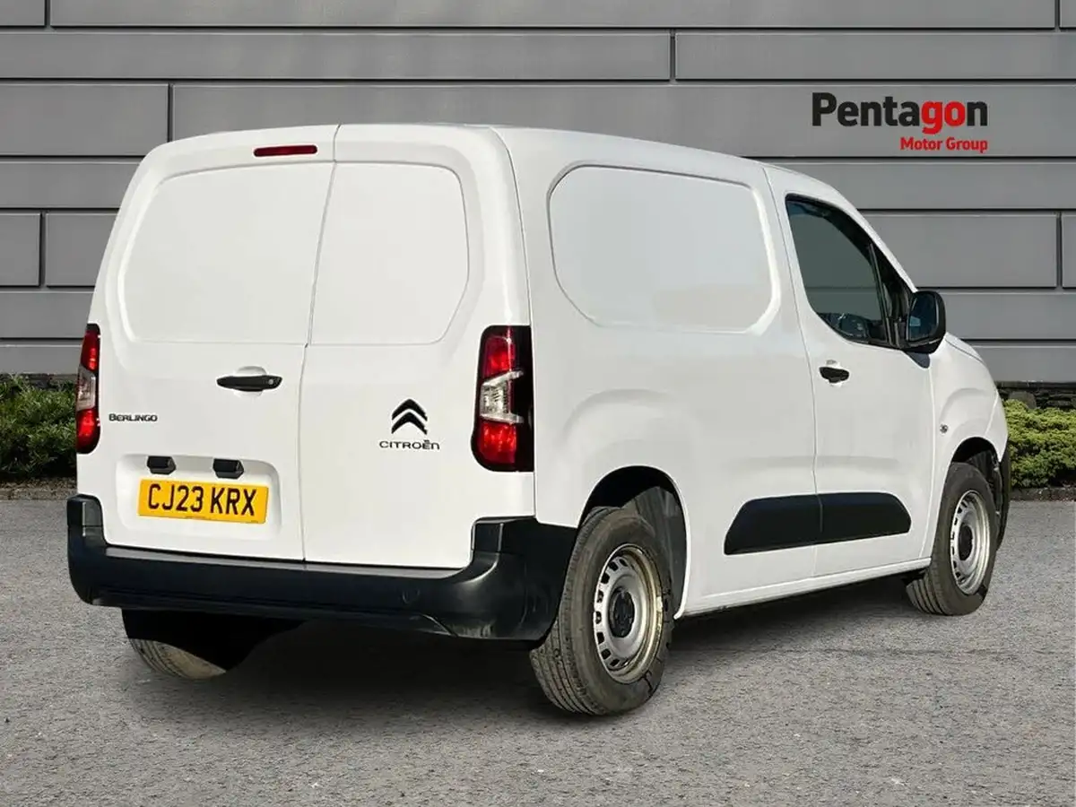 2023-citroen-berlingo-15-bluehdi-650-enterprise-edition-big-3