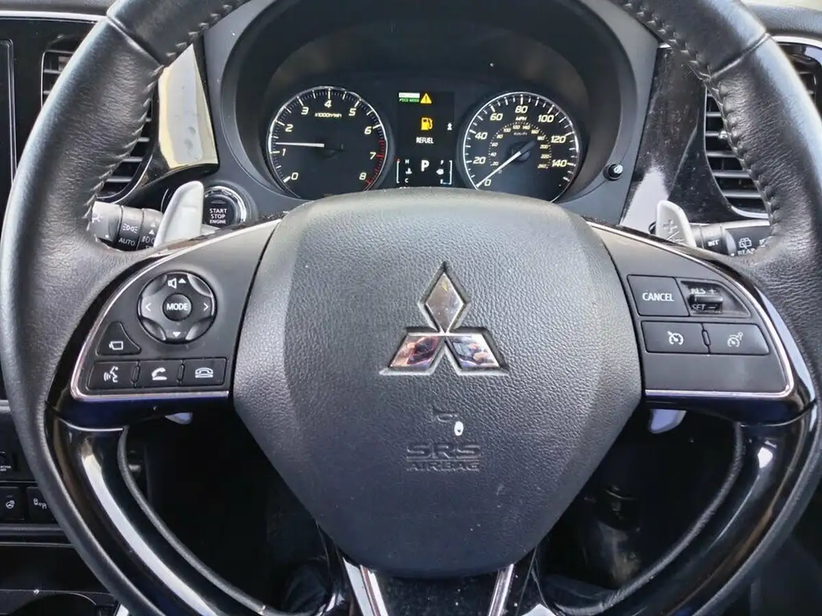 2020-mitsubishi-outlander-20-exceed-big-5