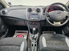 2014-dacia-sandero-stepway-09-laureate-small-10