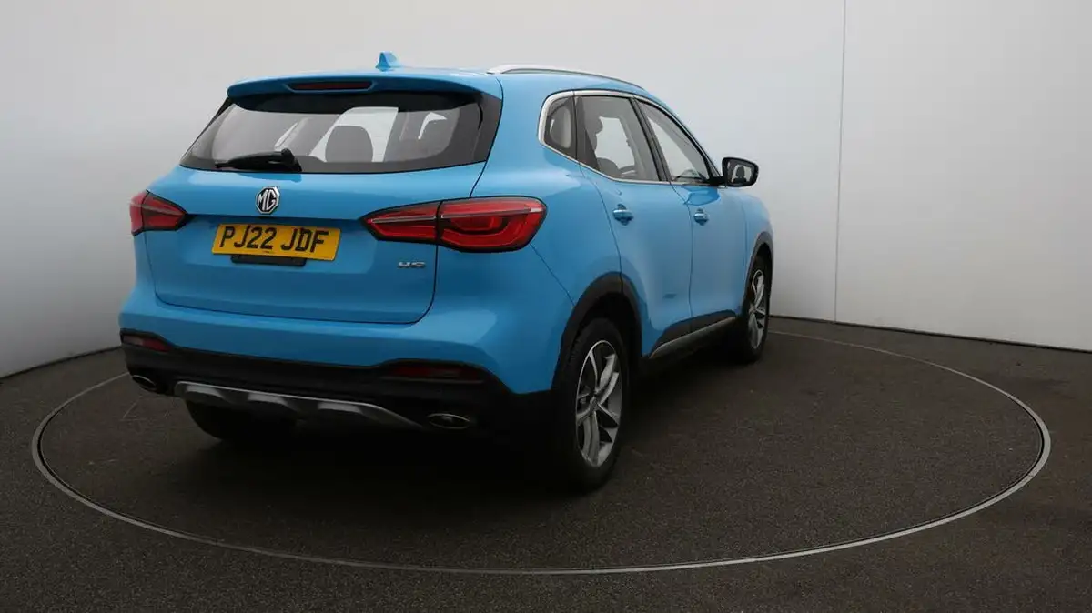 2022-mg-hs-15t-gdi-excite-162ps-big-53