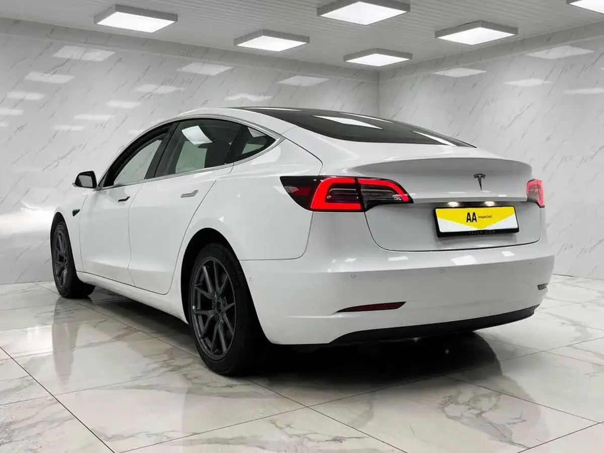 2019-tesla-model-3-e-standard-plus-big-6