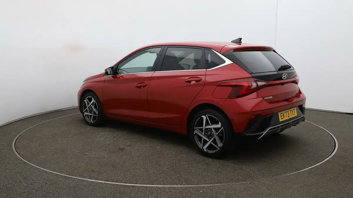 2024-hyundai-i20-10-t-gdi-premium-big-57