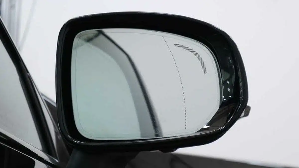 2024-volvo-xc60-20-t6-plus-big-17