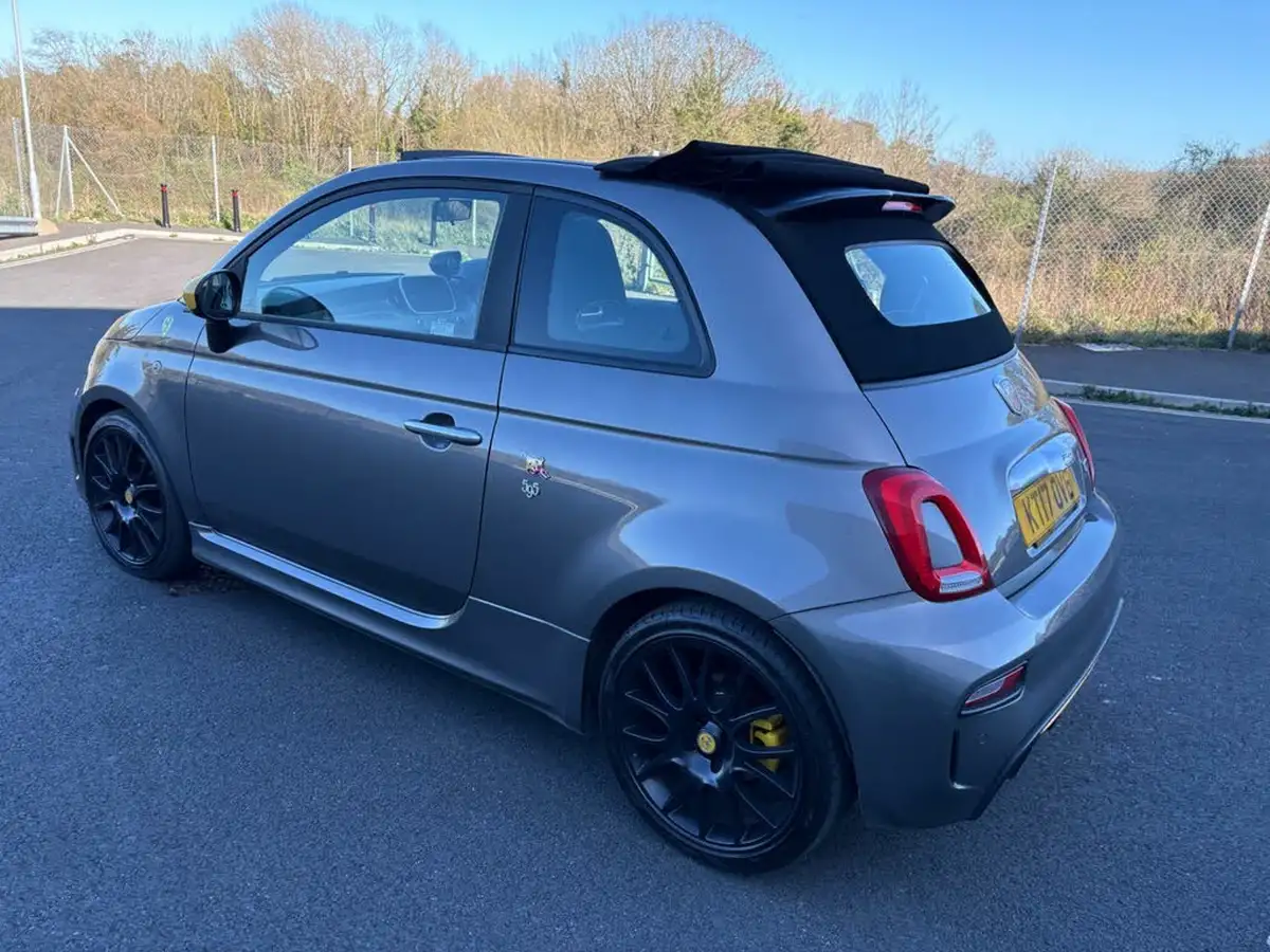 2017-abarth-595c-14-tjet-trofeo-big-30