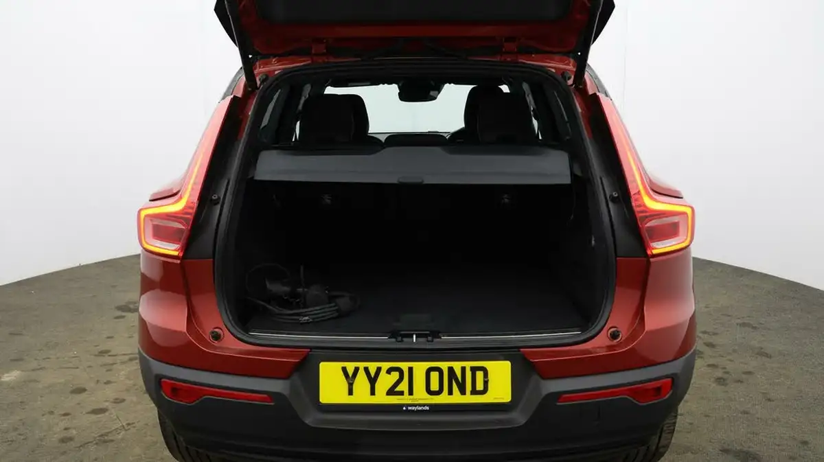 2021-volvo-xc40-15-t5-r-design-262bhp-big-16