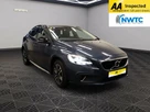2016-volvo-v40-20td-d2-cross-country-small-0
