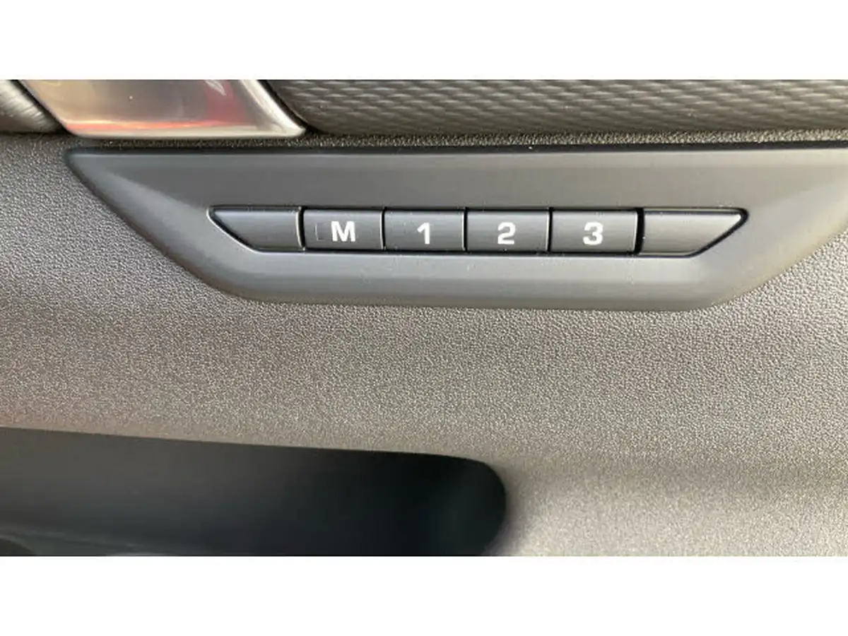 2024-land-rover-discovery-sport-20-d200-dynamic-se-big-28