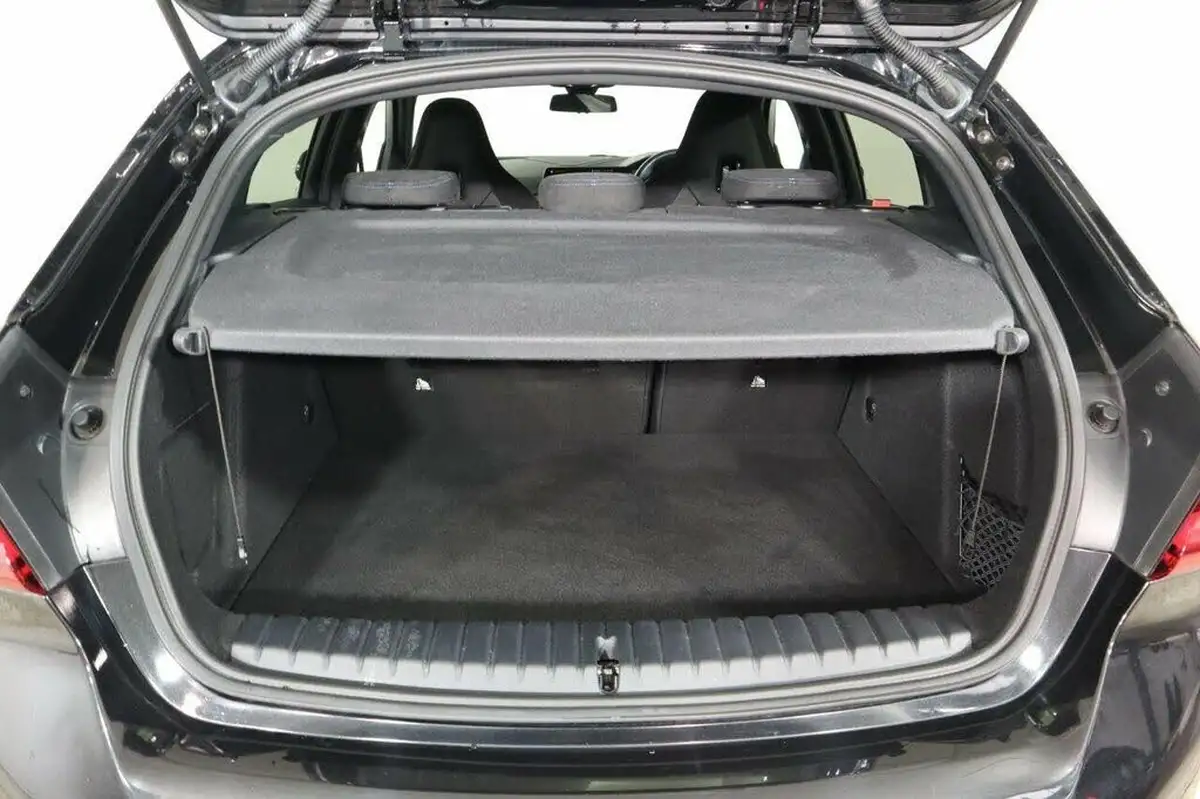 2022-bmw-1-series-20-m135i-xdrive-big-11