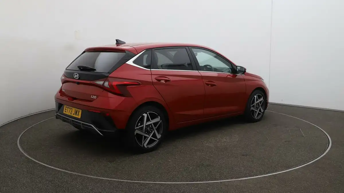 2024-hyundai-i20-10-t-gdi-premium-two-tone-roof-big-51