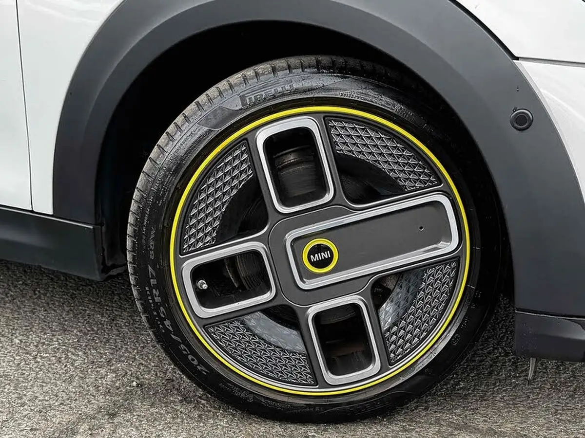 2021-mini-cooper-e-cooper-s-3-big-6