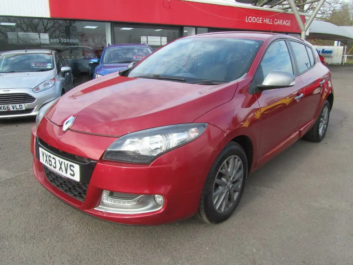 2013-renault-megane-15dci-knight-edition-hatchback-5d-big-3