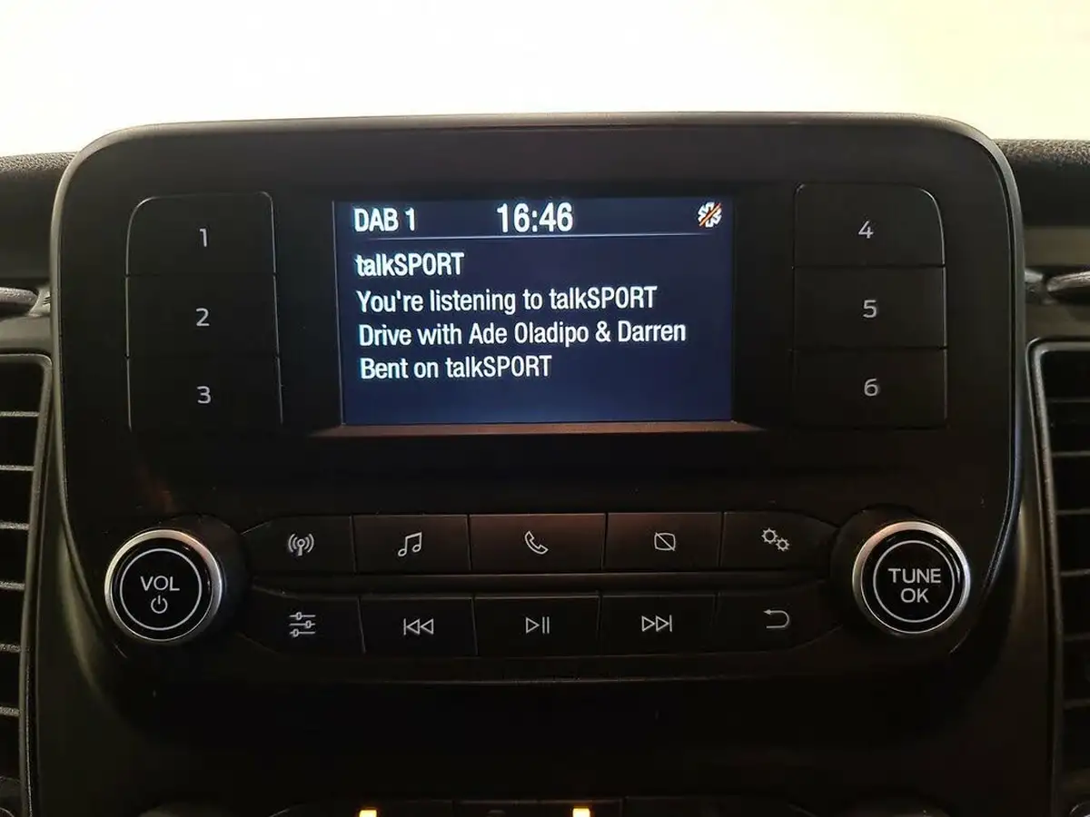 2022-ford-transit-20tdci-350-l3h2-leader-with-ac-chiller-big-11