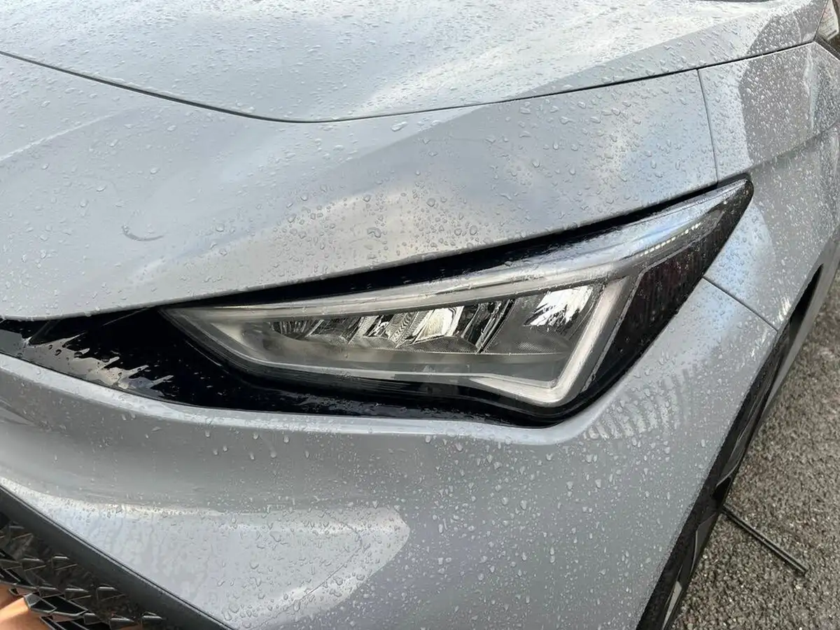 2024-cupra-born-e-vz-big-12