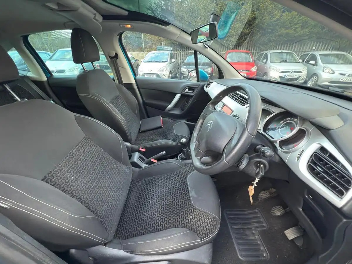 2010-citroen-c3-16td-airdream-big-16