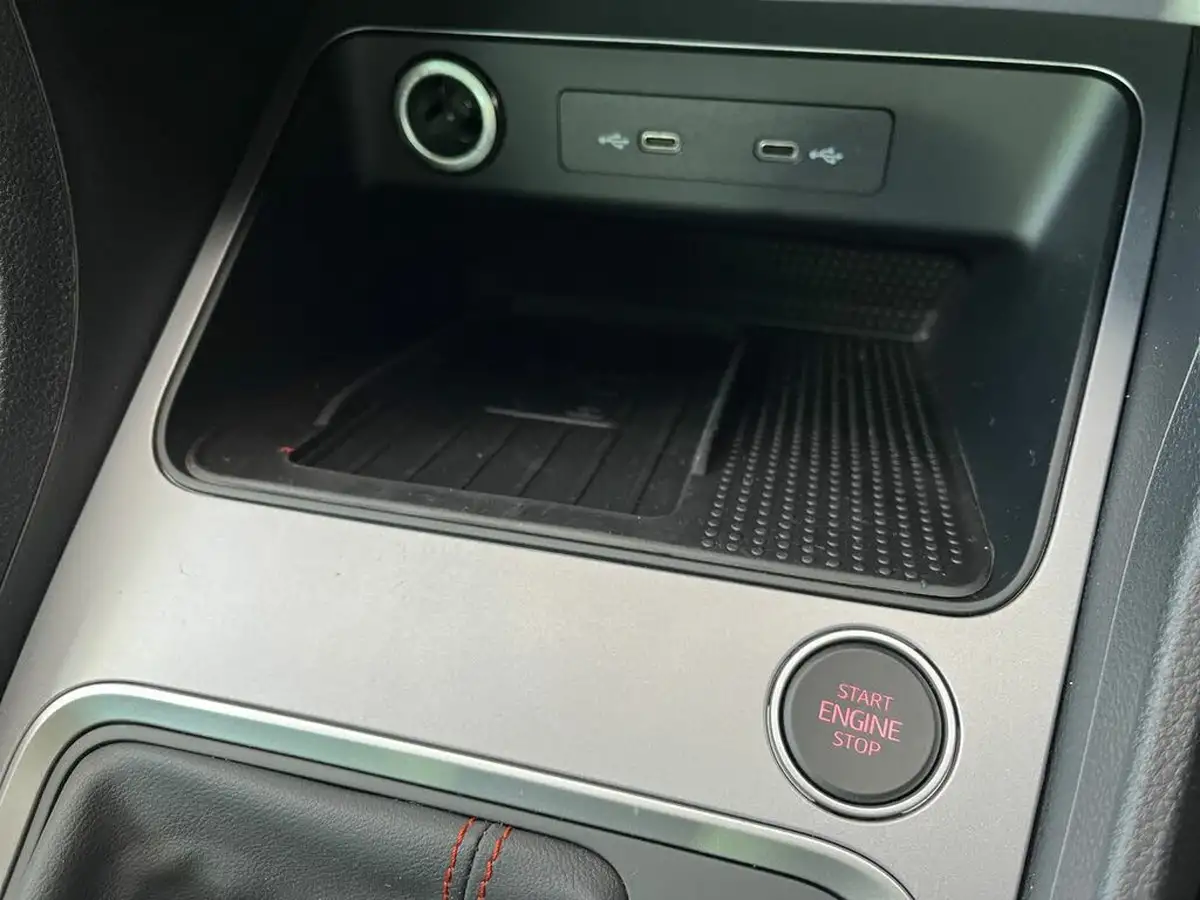 2024-seat-ateca-15-ecotsi-fr-sport-dsg-big-24