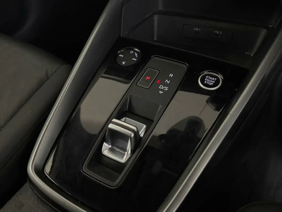2021-audi-a3-14-40-tfsi-e-sport-big-35