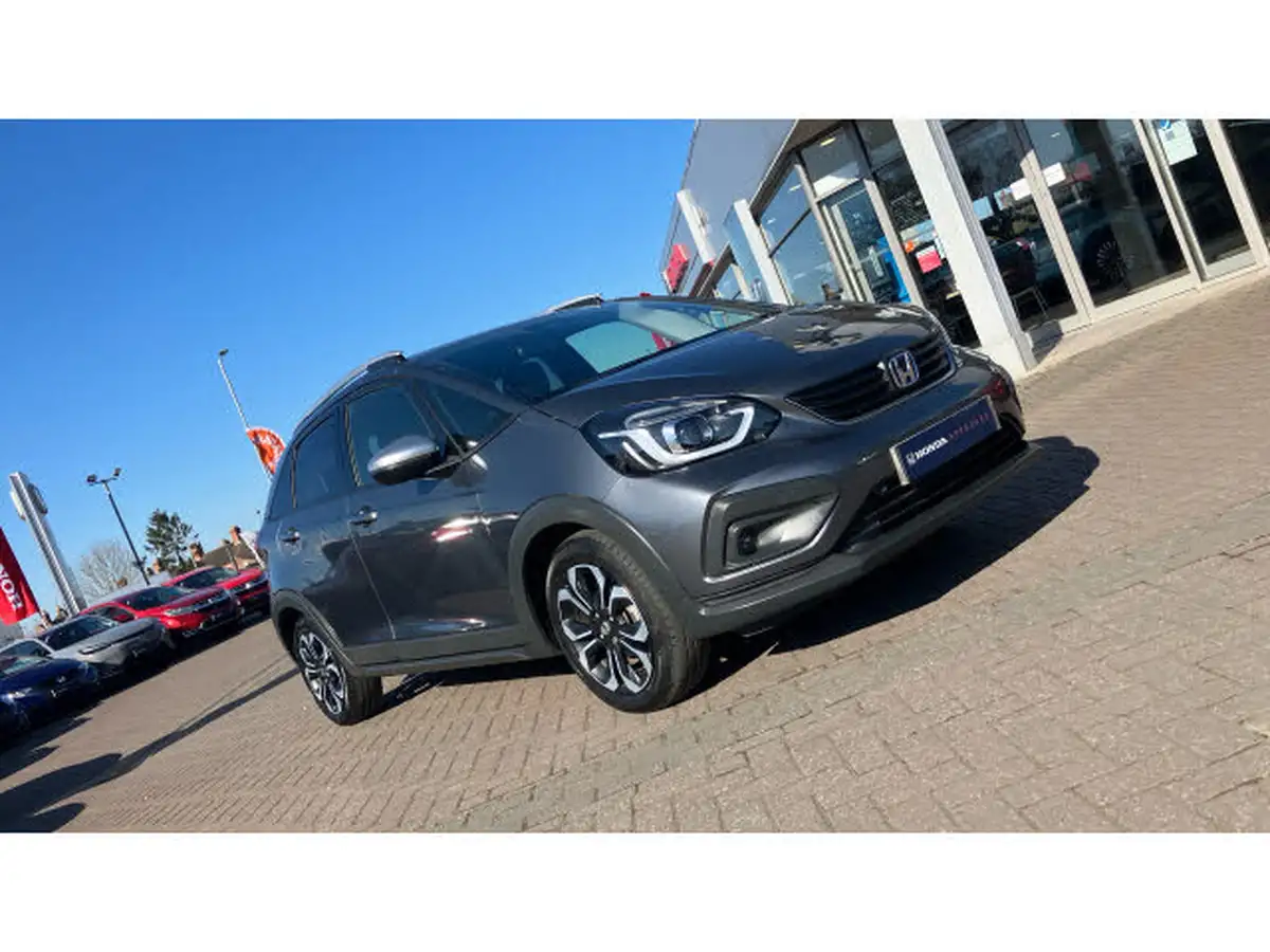 2020-honda-jazz-15-i-mmd-crosstar-ex-big-12