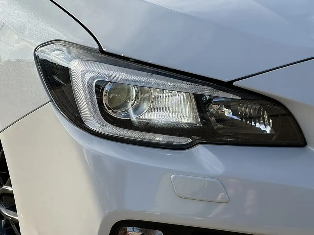 2014-subaru-wrx-25-sti-type-uk-big-40