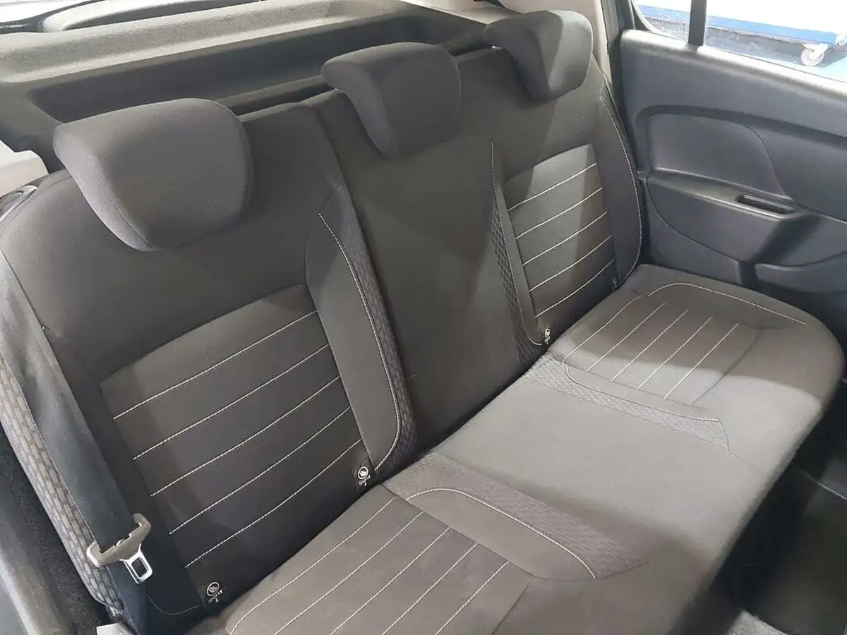 2020-dacia-sandero-10-sce-comfort-big-14