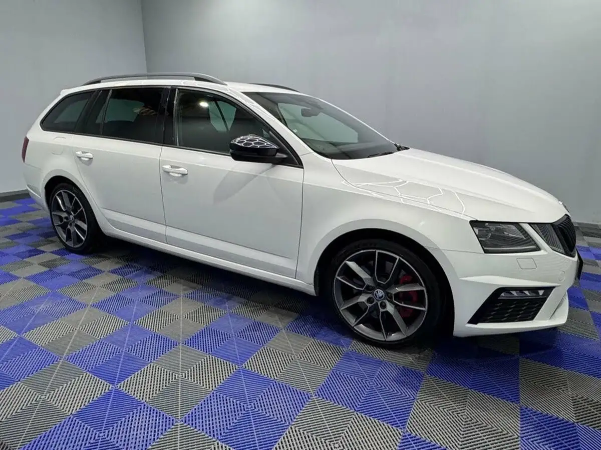 2018-skoda-octavia-20-tsi-vrs-245ps-estate-dsg-big-4